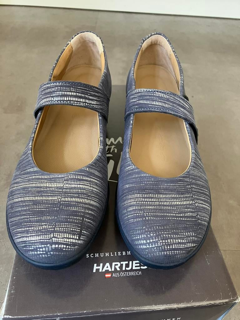 Zomerschoenen merk Hartjes maat 5,5 amper gedragen, Kleding | Dames, Schoenen, Ophalen of Verzenden, Zo goed als nieuw, Sneakers of Gympen
