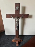 Kruisbeelden, Ophalen