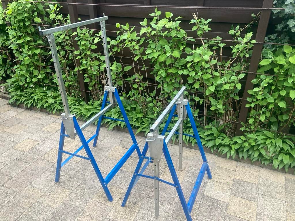 Twee schragen, Ophalen, Gebruikt, Inklapbaar