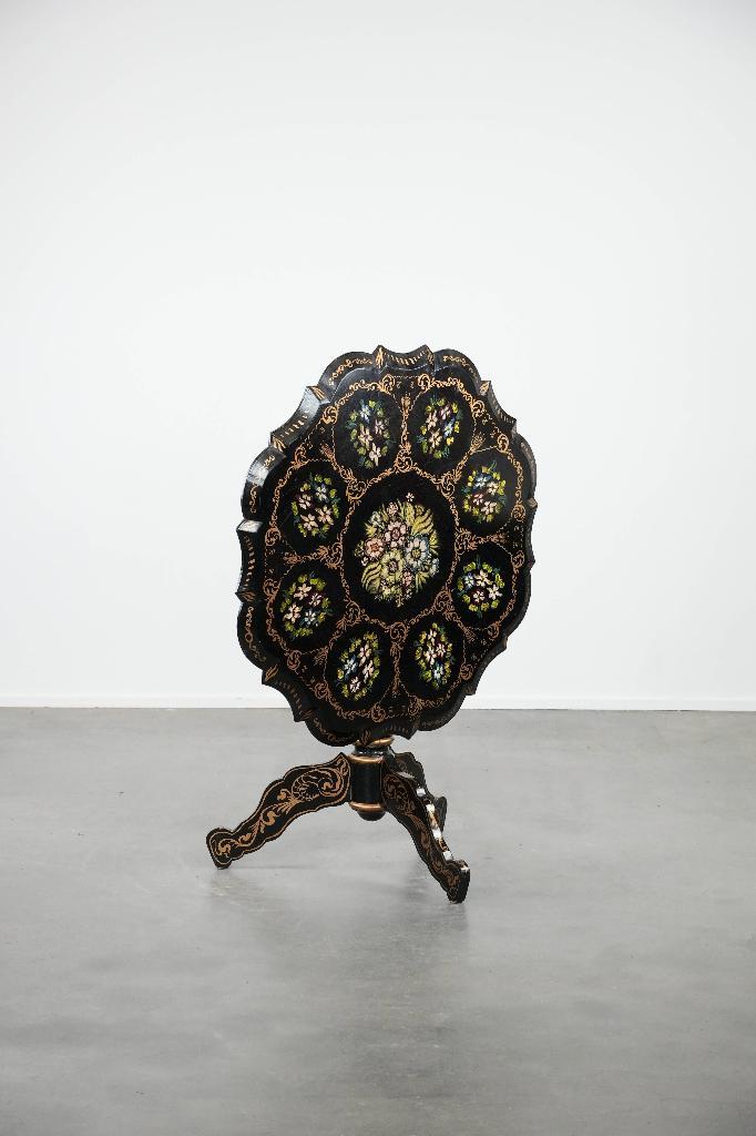 Antieke Engelse florale tilt top table uit de 19e eeuw, Antiek en Kunst, Antiek | Meubels | Tafels, Ophalen