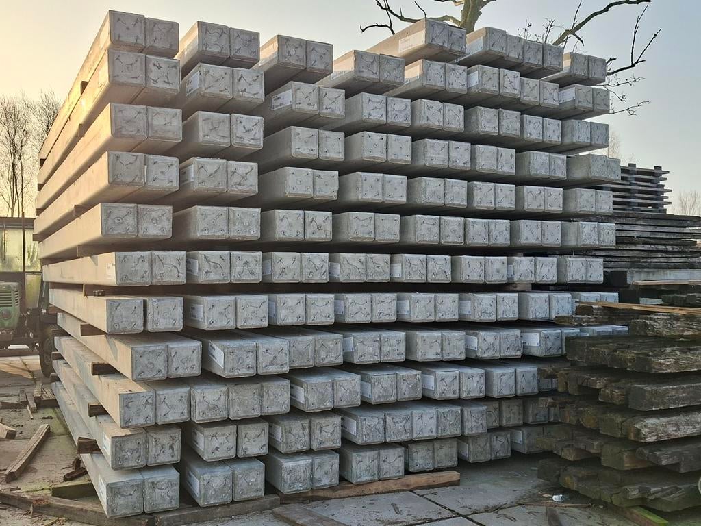 Heipaal | heipalen | betonpaal | 22x22x600cm, Tuin en Terras, Tegels en Klinkers, Ophalen of Verzenden, Nieuw, Beton, Overige typen