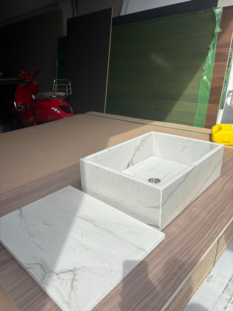 Marmeren wasbak met afdekplaat, Doe-het-zelf en Verbouw, Sanitair, Ophalen, Nieuw, Steen, Wastafel
