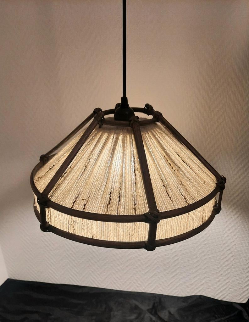 Rotan manou hanglamp jaren 60/70,lees de beschrijving, Ophalen of Verzenden, Gebruikt, Stof