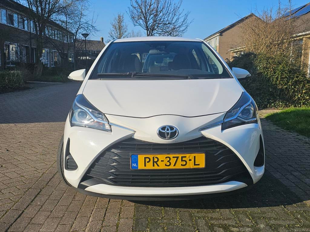 Toyota Yaris 1.0 16V Vvti 5DR 2017 full options, Voorwielaandrijving, Stof, 40 €/maand, Euro 6
