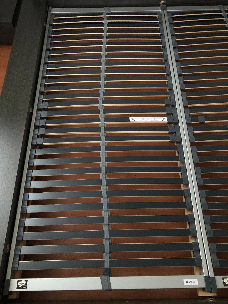 Bed, tatami stijl, Huis en Inrichting, Ophalen, Gebruikt, Tatami, Zwart