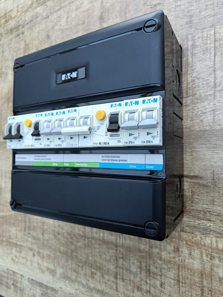 Zo goed als nieuw A kwaliteit groepenkast van Eaton1 Fase, Doe-het-zelf en Verbouw, Elektra en Kabels, Zo goed als nieuw, Overige typen