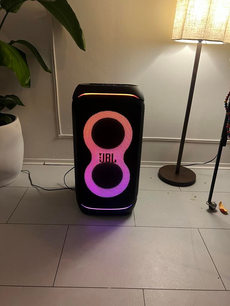 JBL PartyBox 320 – Amper gebruikt (incl. aankoopbon), JBL, Overige typen, Ophalen of Verzenden, Zo goed als nieuw