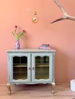 Juweel van een Queen Anne nachtkastje - Nieuwstaat! , Huis en Inrichting, Slaapkamer | Nachtkastjes, Ophalen, 70 cm of meer, Hout