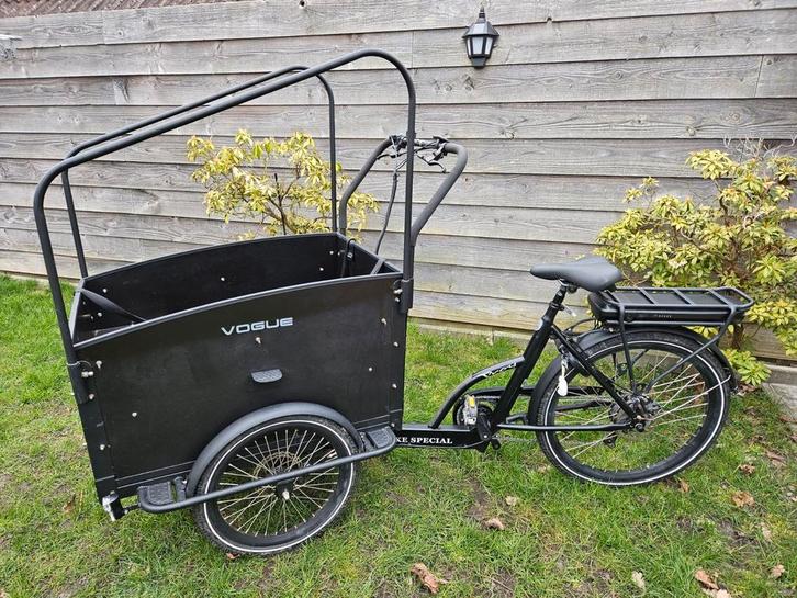 Bakfiets vogue troy, Fietsen en Brommers, Fietsen | Bakfietsen, Zo goed als nieuw, 4 kinderen of meer, Huif, Ophalen