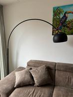 Moderne zwarte booglamp - perfect voor naast de bank, Ophalen of Verzenden, Zo goed als nieuw, 150 tot 200 cm, Modern, minimalistisch