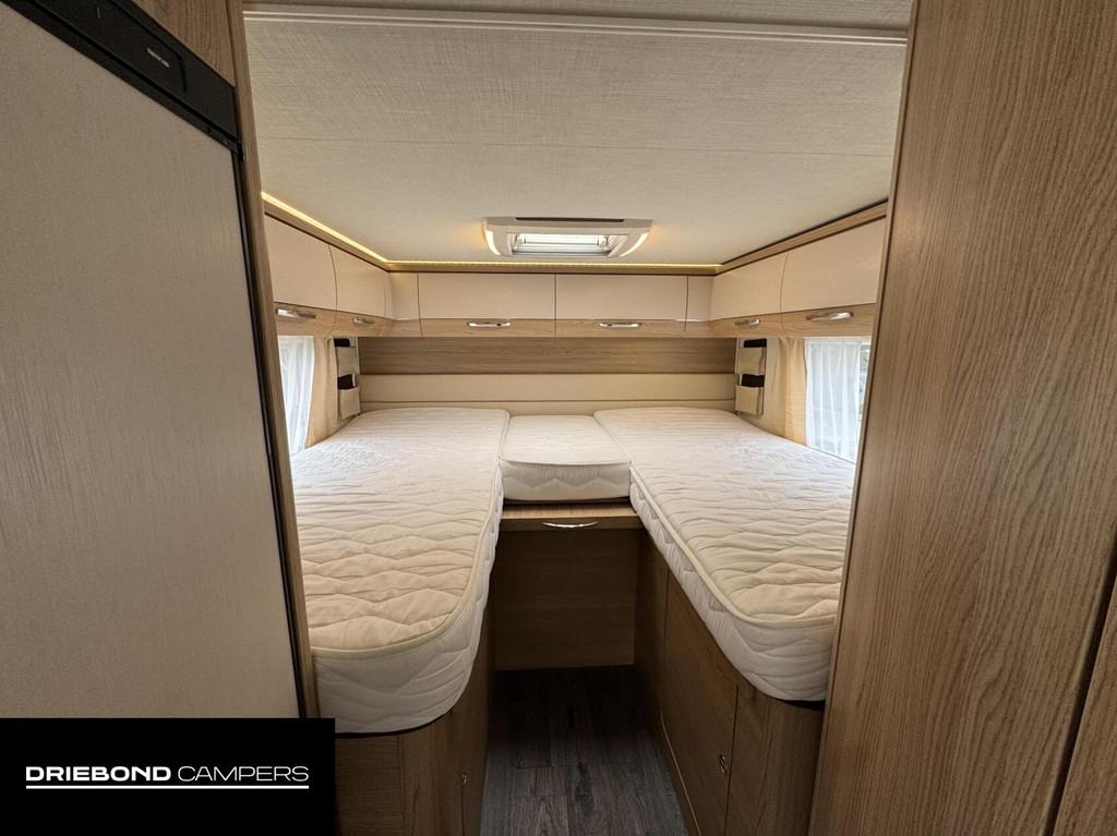 Lmc T662 Grey Selection 9T-Automaat Enkele Bedden Luifel Fie, Automaat, Airbags, 7 tot 8 meter, Bedrijf