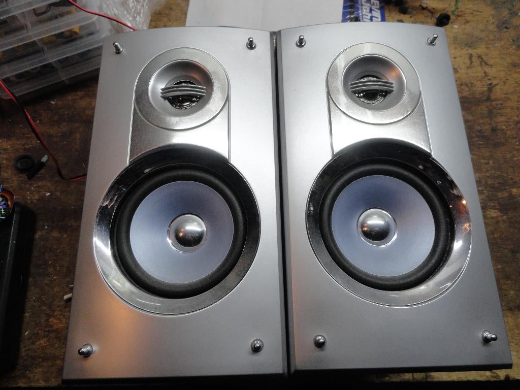 Sharp CP-XL1000H speakers, Overige merken, Ophalen of Verzenden, Zo goed als nieuw, Minder dan 60 watt