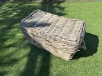 Rotan Mand met grepen en deksel, Ophalen, Gebruikt, Mand, Riet