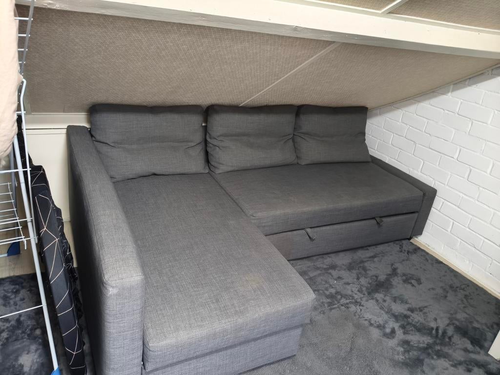 Nette slaapbank met opbergruimte te koop, Ophalen, Zo goed als nieuw, Tweepersoons, 140 cm