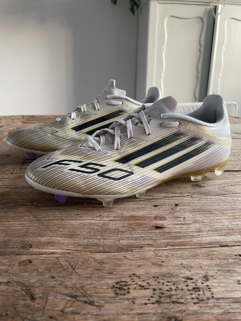 Voetbalschoenen mt 41 1/2 Adidas F50, Gebruikt, Schoenen, Maat L, Ophalen of Verzenden