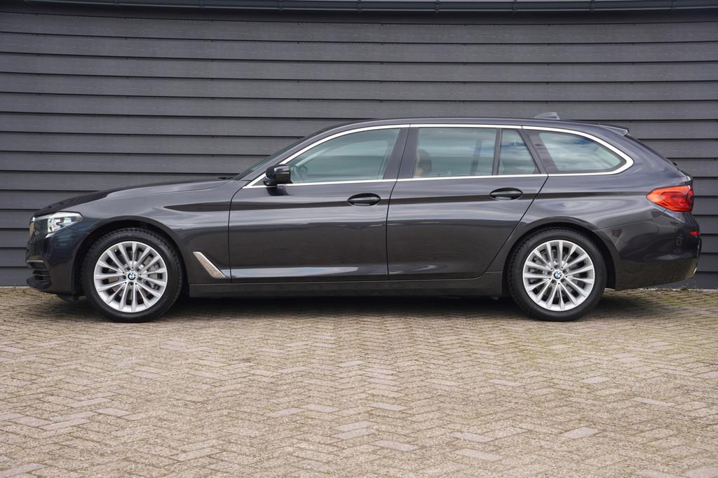 BMW 5 Serie Touring 530i Executive - LEDER - MEMORY STOELEN, Automaat, 1998 cc, Achterwielaandrijving, Gebruikt