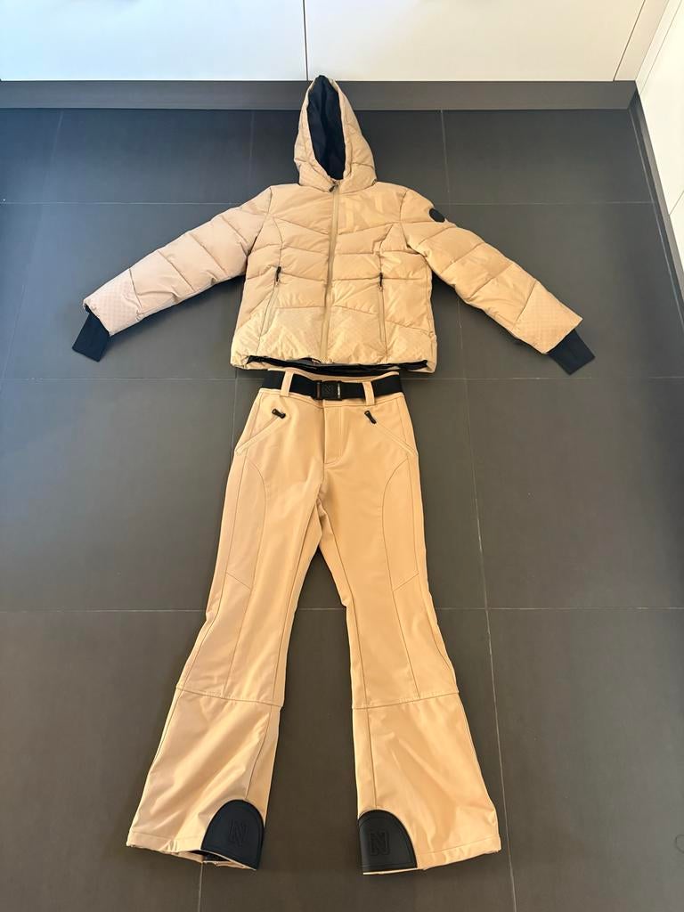 Nikkie ski set beige maat 42, Kleding | Dames, Wintersportkleding, Ophalen of Verzenden, Gedragen, Maat 42/44 (L), Pak