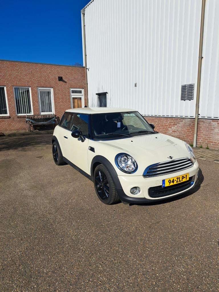 Mini 1.6 ONE 55KW 2013 Wit Ned auto., Auto's, Mini, Bedrijf, Te koop, One, Benzine, B, Hatchback, Handgeschakeld, Origineel Nederlands