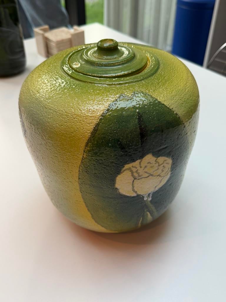 Unieke handgemaakte pot Klaas de Boer - Lotusbloem, Ophalen