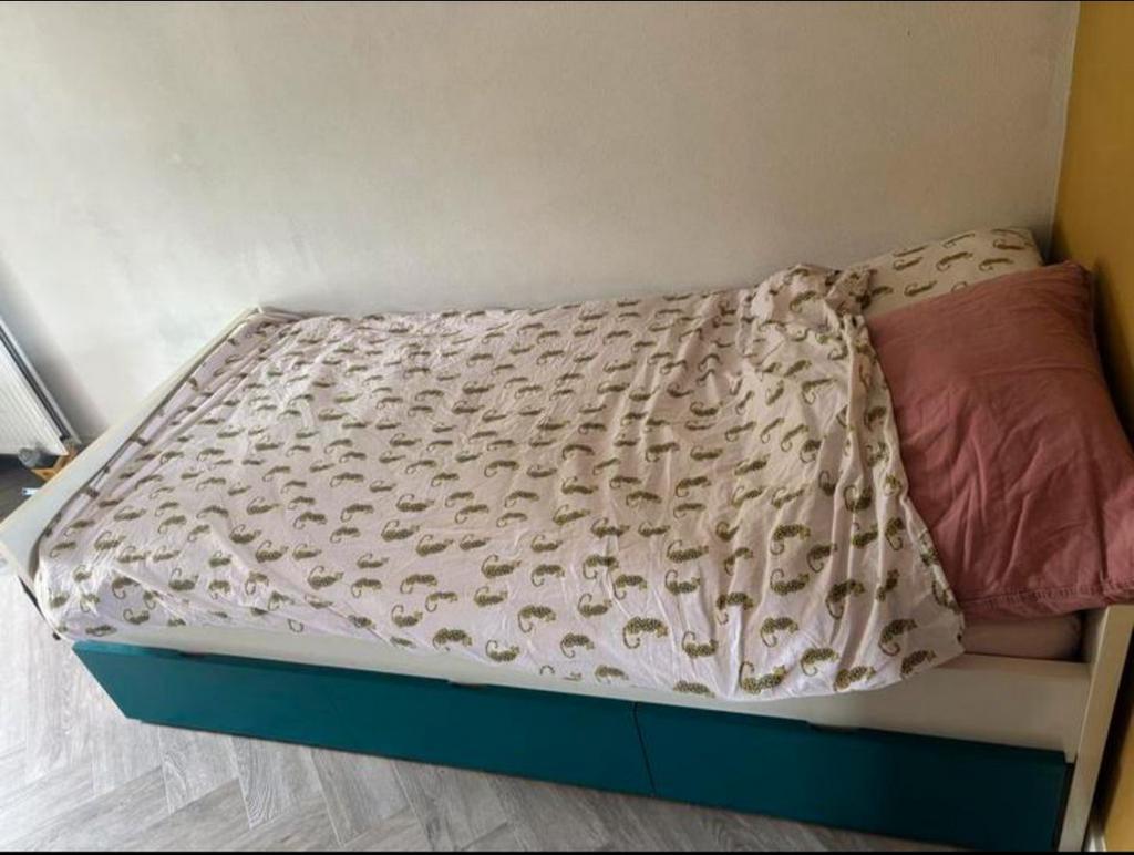 Rakke ikea bed slapen eenpersoons eenpersoonsbed 90x200, Ophalen, 85 tot 100 cm, Zo goed als nieuw, Matras