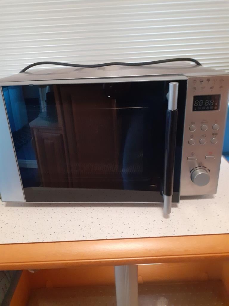 Magnetron als nieuw, Ophalen, Zo goed als nieuw