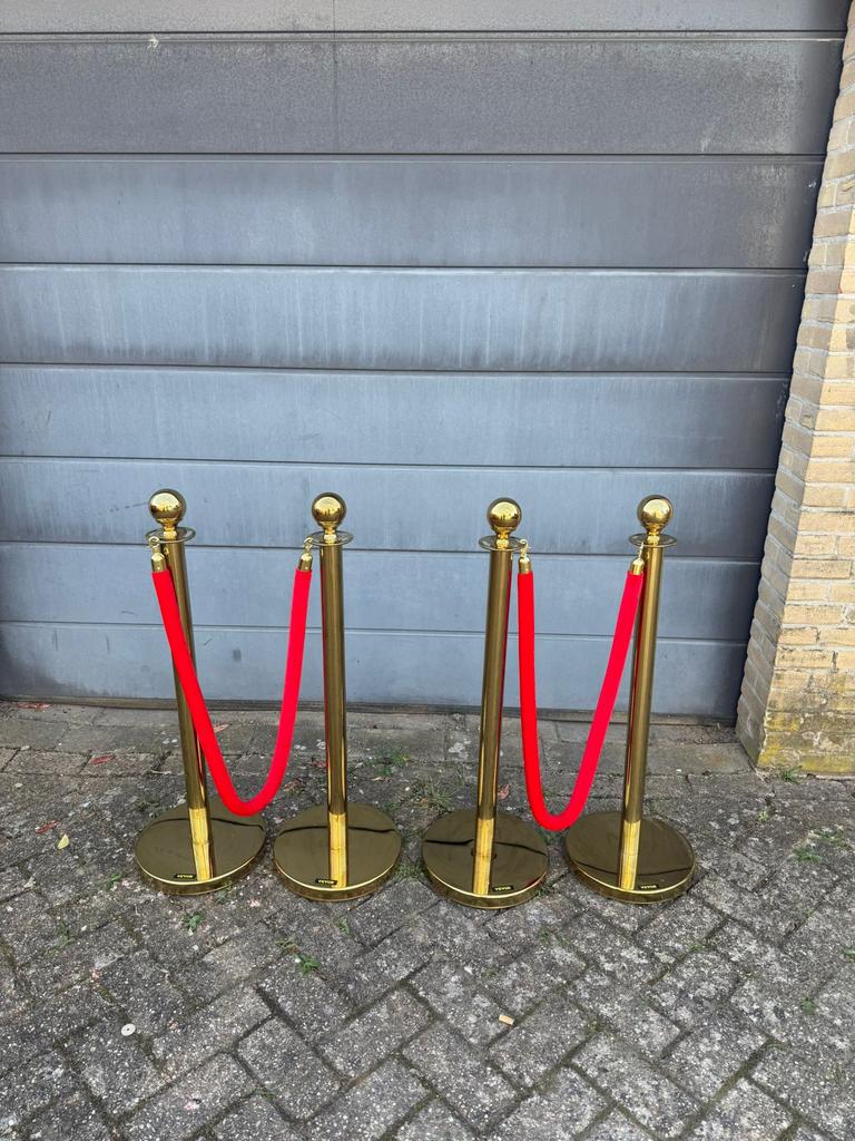 Afzetpalen 4x, Hobby en Vrije tijd, Feestartikelen, Ophalen, Zo goed als nieuw