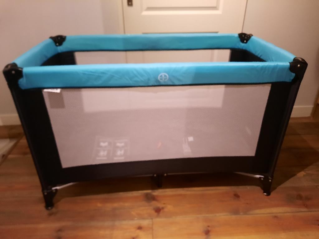 Nieuw inklapbaar campingbedje 120 x 60 cm, Kinderen en Baby's, Babywiegjes en Ledikanten, Ophalen of Verzenden, Nieuw, Ledikant