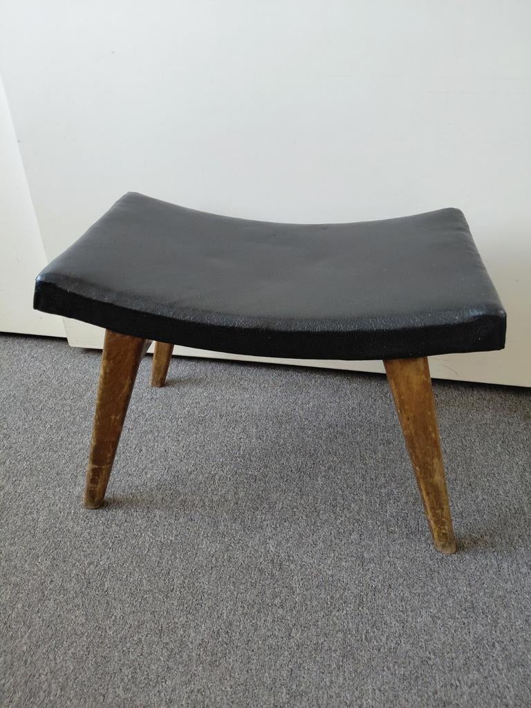 Voetenbankje met zwart skai bekleed, brocante, Huis en Inrichting, Ophalen, Rond, Minder dan 50 cm, Minder dan 50 cm