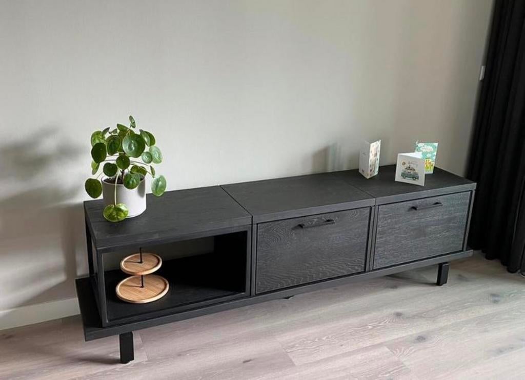 Zwart TV meubel Henders en Hazel, Huis en Inrichting, Kasten | Televisiemeubels, Ophalen, 150 tot 200 cm, Zo goed als nieuw, Minder dan 100 cm