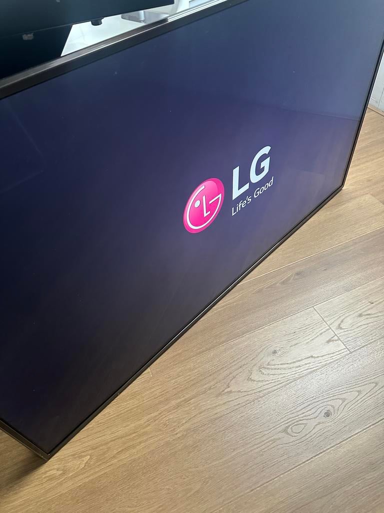 LG 55 inch TV - Model 55LV340C, Ophalen, LED, 50 Hz, Zo goed als nieuw
