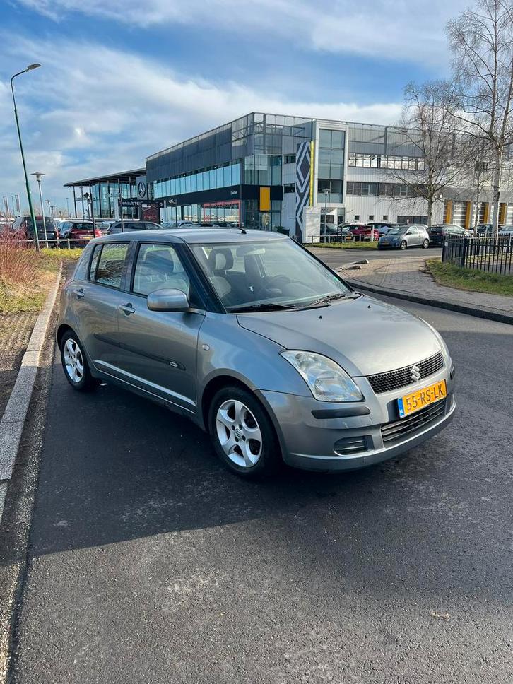 Suzuki Swift 1.3 5D 2005 Grijs, Auto's, Suzuki, Particulier, Swift, Airconditioning, Bluetooth, Elektrische buitenspiegels, Elektrische ramen