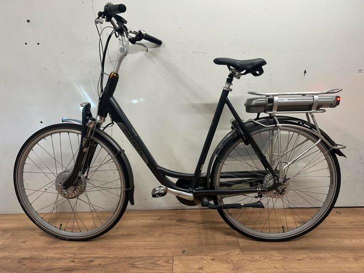 Elektrische batavus damesfiets 61 cm, Fietsen en Brommers, Elektrische fietsen, Zo goed als nieuw, Batavus, 59 cm of meer, Ophalen