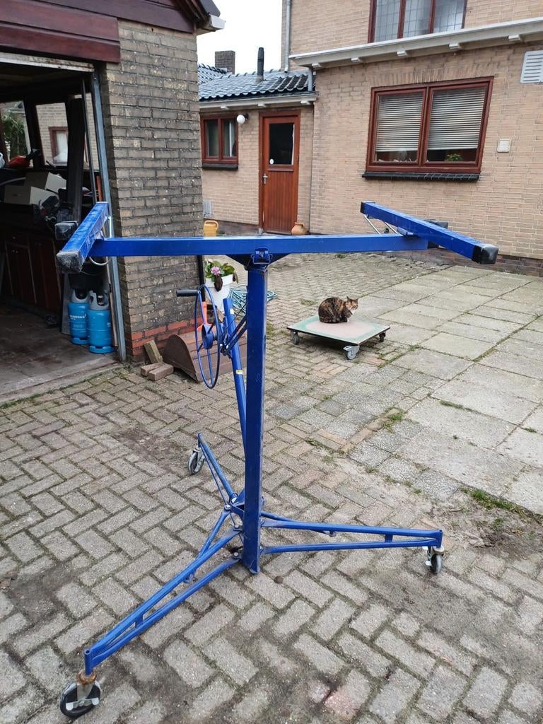 Te huur platenlift, Ophalen