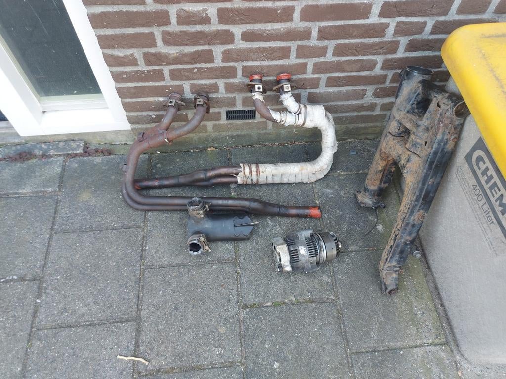 ST1100 Pan European onderdelen, Ophalen