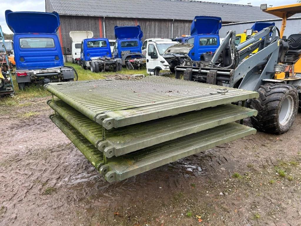 Diversen Aluminium oprijplaat 20 ton klep, Zakelijke goederen, Machines en Bouw | Onderdelen