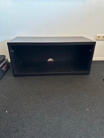 Zwarte TV Meubel/Opbergkast beschikbaar voor biedingen
