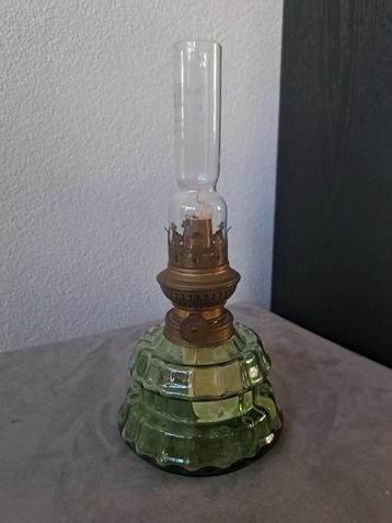 Antieke olielamp Kosmos & Brenner beschikbaar voor biedingen