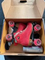 Riedell Moxi Roller Skates - Lollypop Red - maat 39-40, Overige merken, Inline skates 4 wielen, Zo goed als nieuw, Ophalen