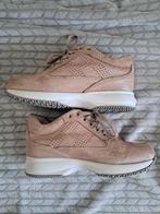 HOGAN Sneaker, Beige Leer, Kleding | Dames, Schoenen, Ophalen of Verzenden, Gedragen, Beige, Sneakers of Gympen
