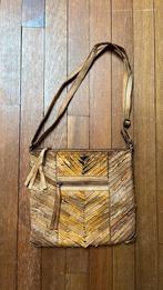 Zgan leren schoudertas cross body Pieces, Ophalen of Verzenden, Zo goed als nieuw, Bruin, Schoudertasje