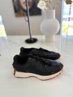 New balance zwart bruin beige maat 42, Ophalen of Verzenden, Zo goed als nieuw, Zwart, Sneakers of Gympen