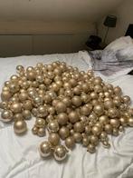 Kerstballen,ivoor/champagne,onbreekbaar,250 st,in 1 koop €35, Ophalen