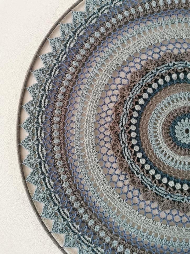 Mandala, Blooming Blue, 60 cm raamhanger/muurhanger, Huis en Inrichting, Woonaccessoires | Wanddecoraties, Nieuw, Ophalen of Verzenden