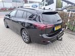 Ford Focus Wagon 1.0 EcoBoost Hybrid ST Line X 155pk Adaptie, 12 maanden, Stof, Gebruikt, Zwart