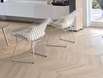 Twee Originele Knoll Diamond Chairs – Unieke Eyecatchers!