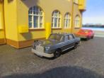 Mercedes Benz 250 W114 /8 Kleinbahn Wiking-kopie grijs, Hobby en Vrije tijd, Ophalen of Verzenden, Zo goed als nieuw, Auto, Wiking