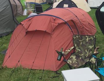 Tunneltent voor 2-3 personen beschikbaar voor biedingen