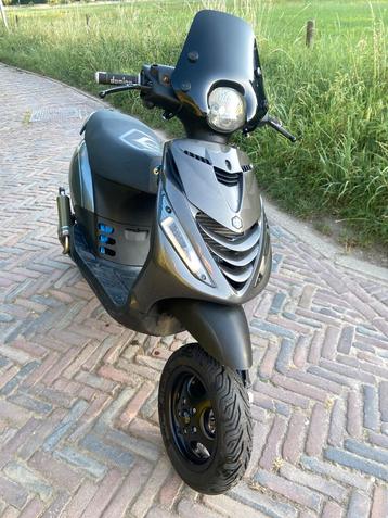 Piaggio Zip h2o 70cc beschikbaar voor biedingen