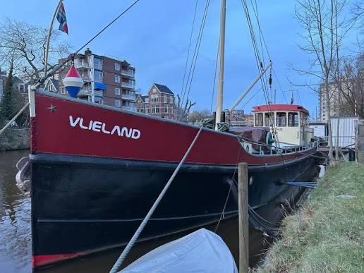 Gezin zoekt woonboot tot 25m met ligplaats Groningen/Duitsla, Watersport en Boten, Bootonderdelen, Gebruikt, Ophalen