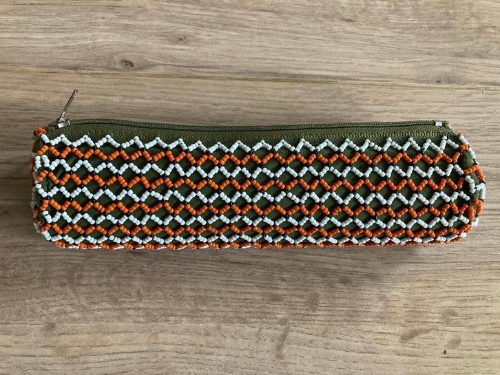 Etui met kraaltjes, Diversen, Schoolbenodigdheden, Nieuw, Ophalen of Verzenden